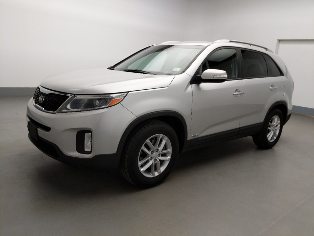 2014 Kia Sorento - Driver Front Bumper