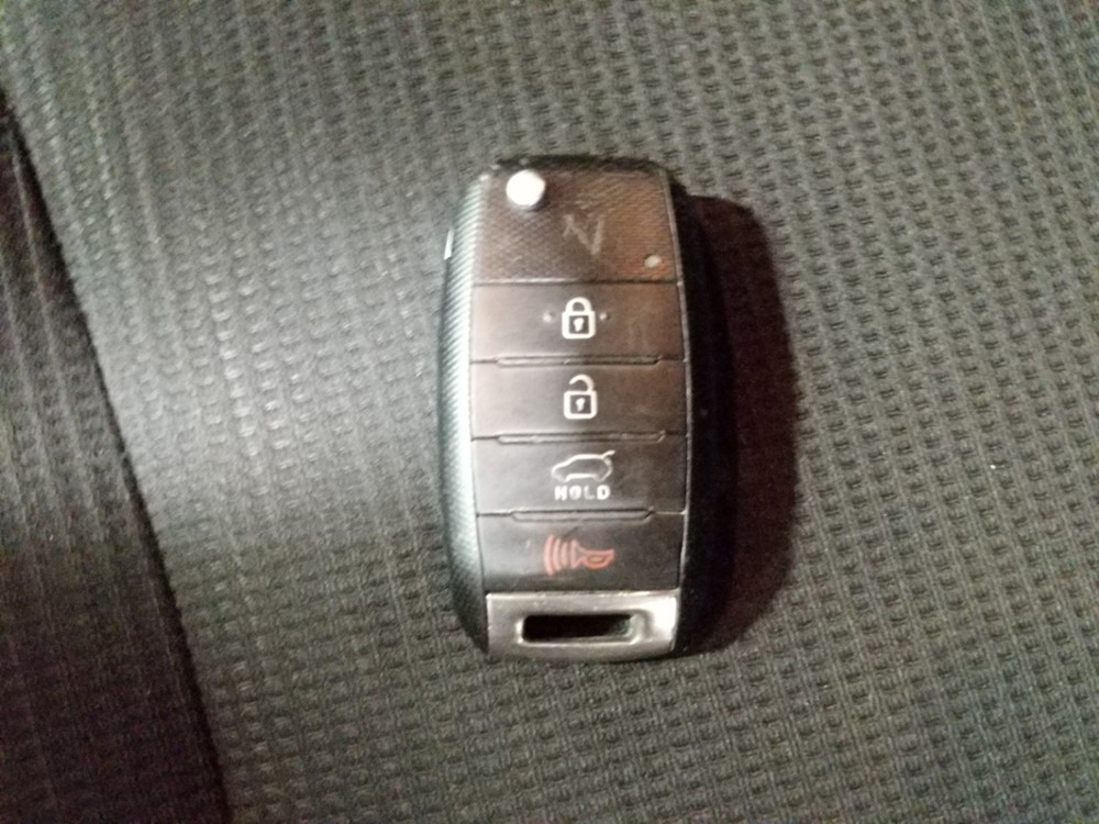 2014 Kia Sorento - Keys