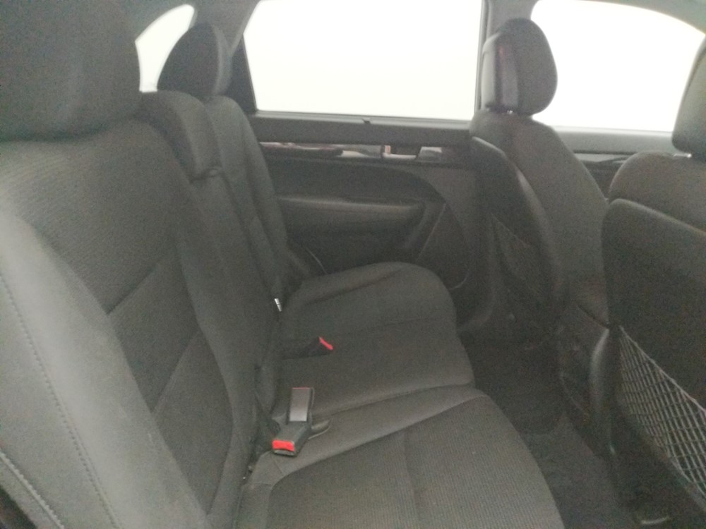 2014 Kia Sorento - Passenger Rear Seat