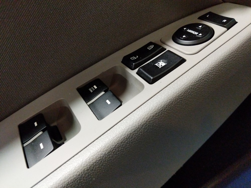 2017 Hyundai Elantra - Driver Power Windows/Lock Control