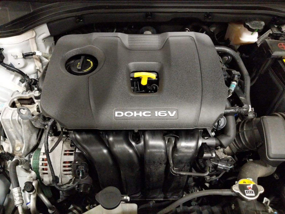 2018 Hyundai Elantra - Engine