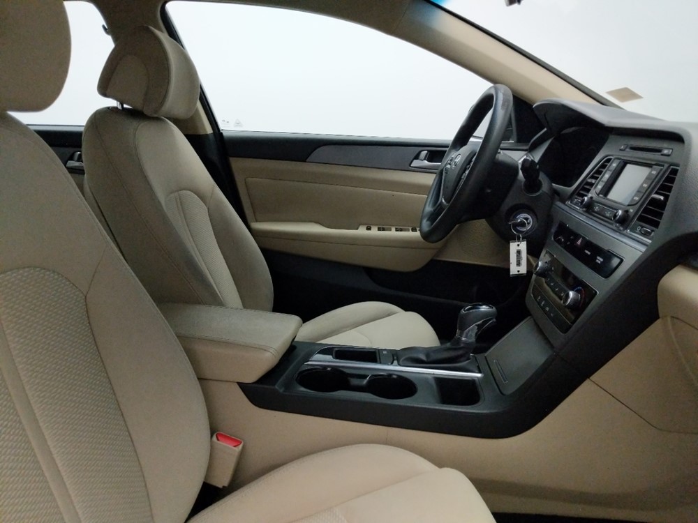 2015 Hyundai Sonata - Passenger Front Seat
