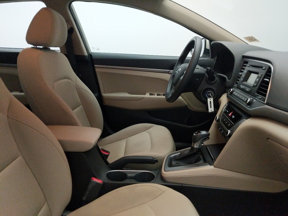 2017 Hyundai Elantra - Passenger Front Seat