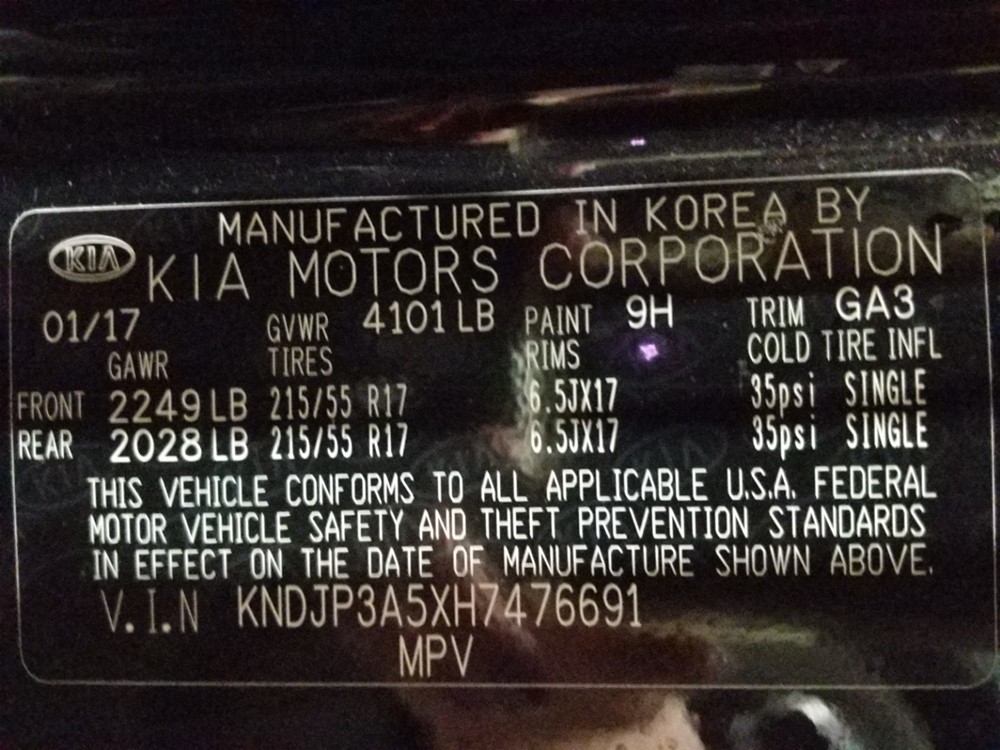 2017 Kia Soul - VIN Plate