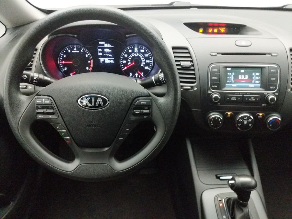 2016 Kia Forte - Driver Dash
