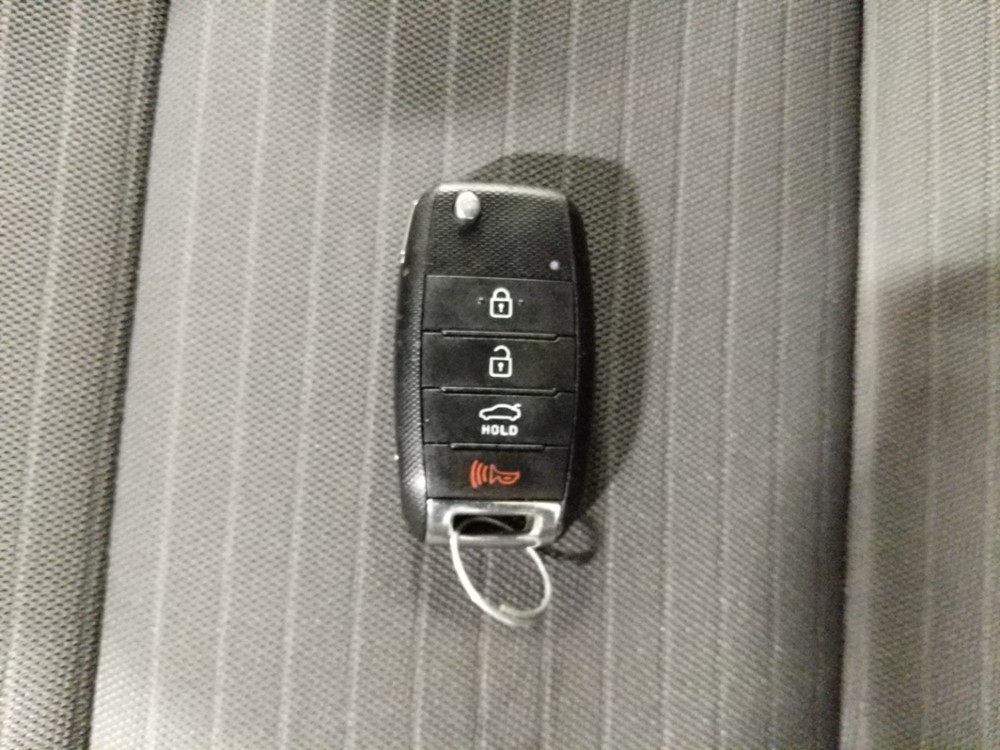 2016 Kia Forte - Keys