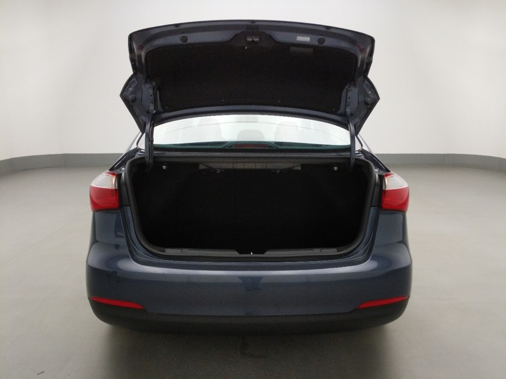 2016 Kia Forte - Trunk