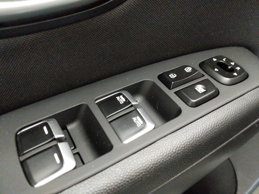 2017 Kia Soul - Driver Power Windows/Lock Control