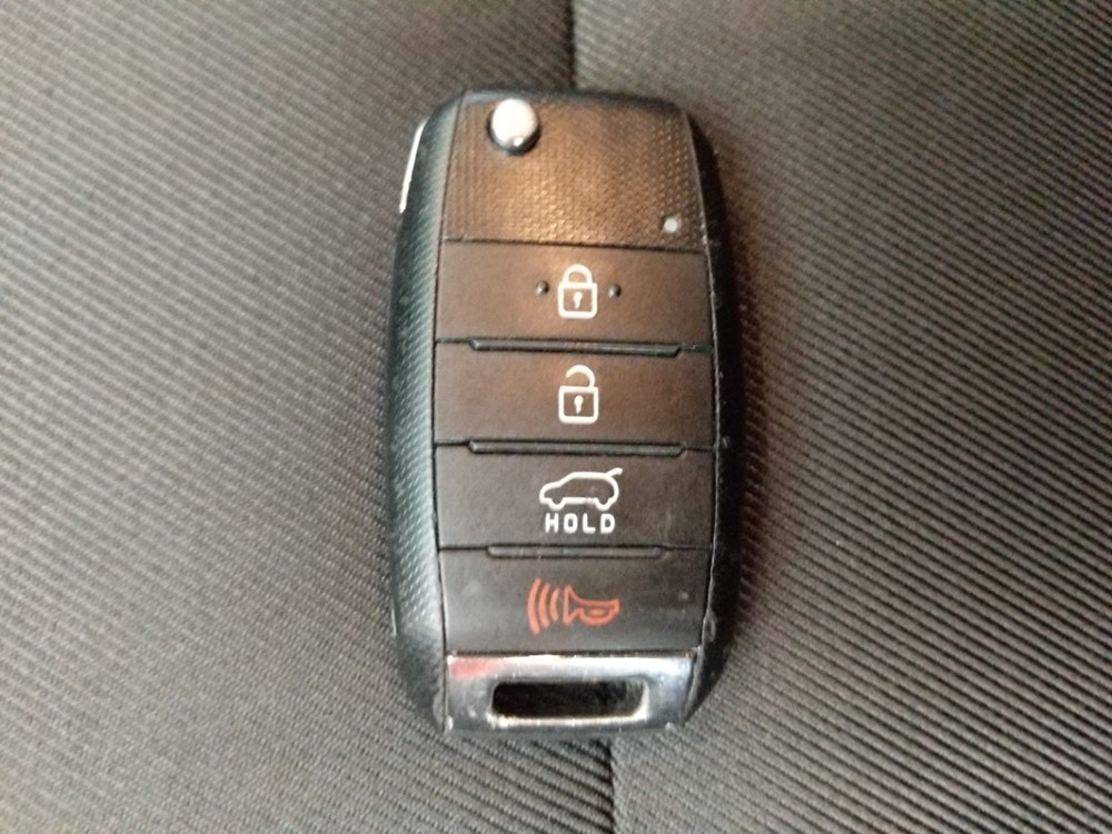 2017 Kia Soul - Keys