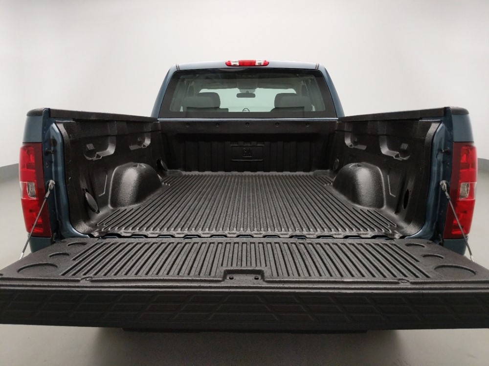 2011 Chevrolet Silverado 1500 - Trunk