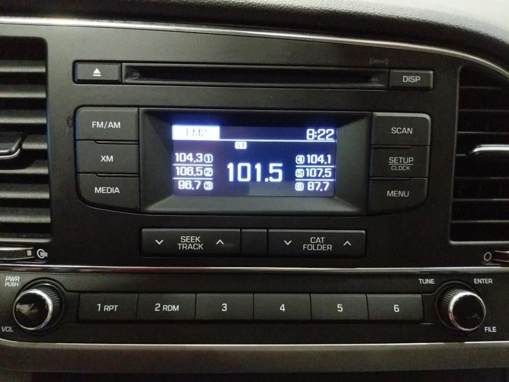 2017 Hyundai Elantra - Stereo Package