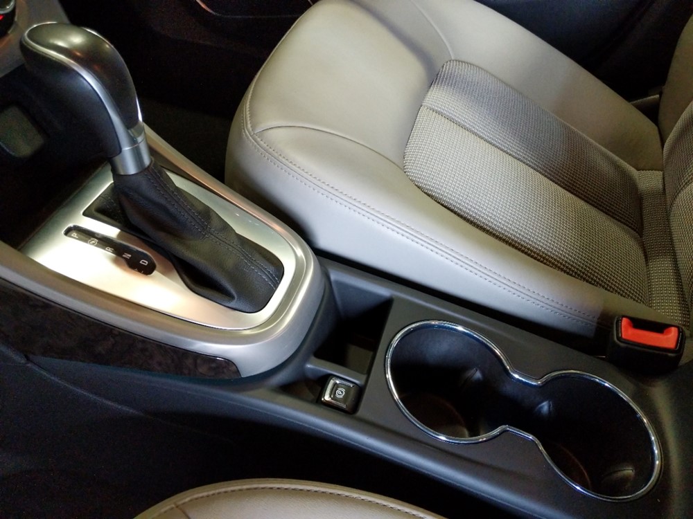 2016 Buick Verano - Center Console/Cup Holders