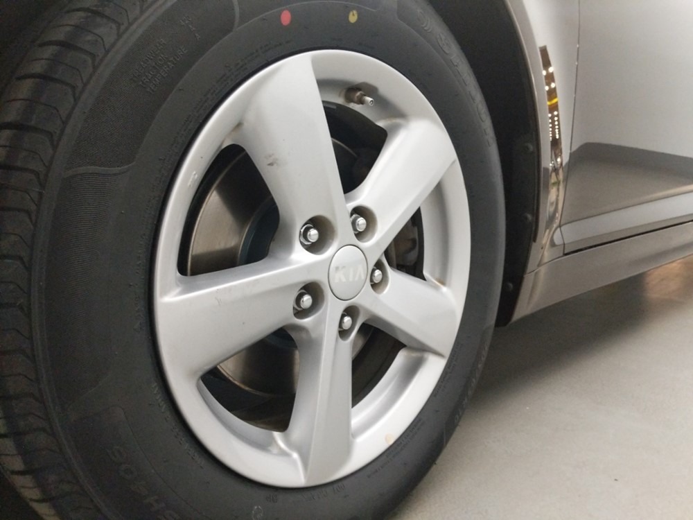 2015 Kia Optima - Wheel