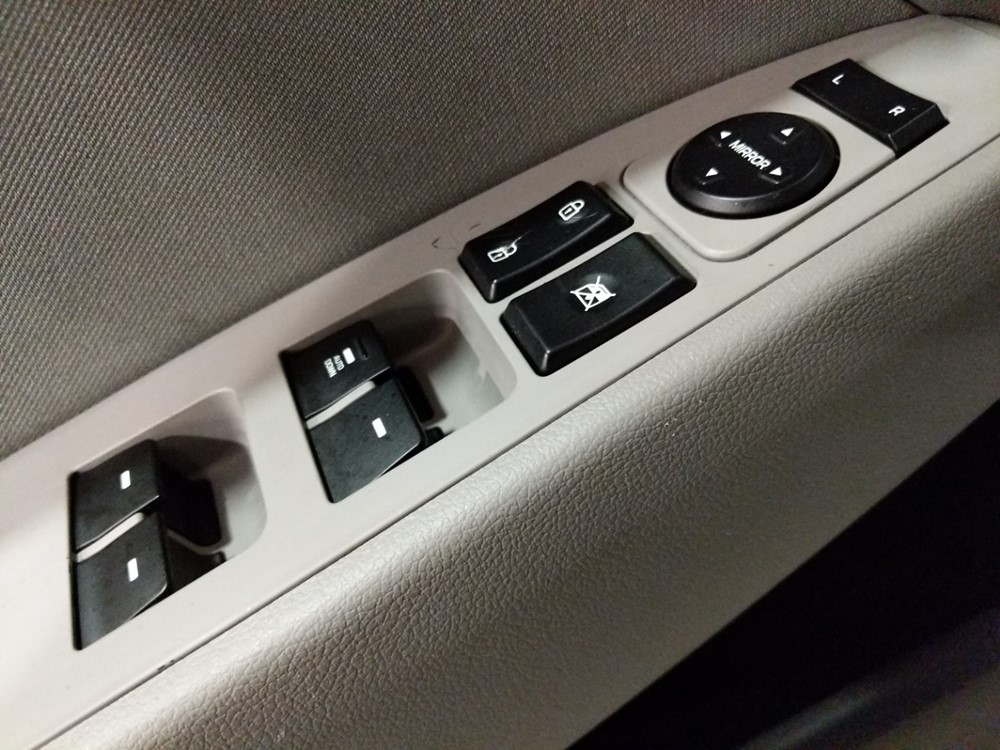 2018 Hyundai Elantra - Driver Power Windows/Lock Control