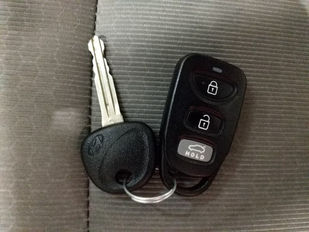 2018 Hyundai Elantra - Keys