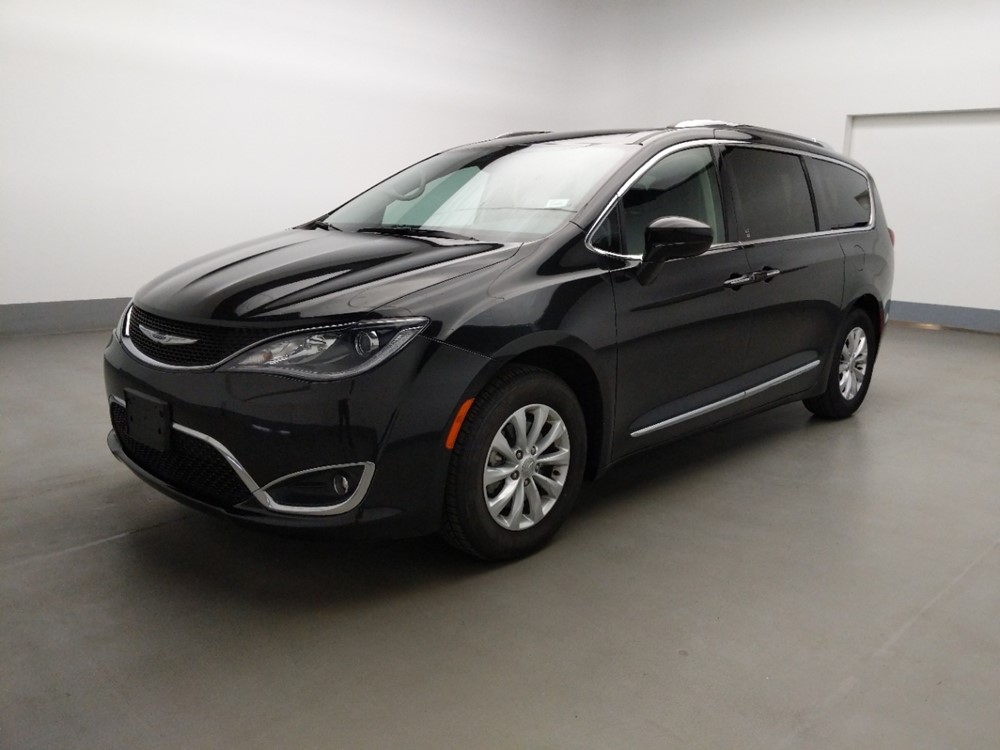 Used 2018 Chrysler Pacifica Driver Front Bumper