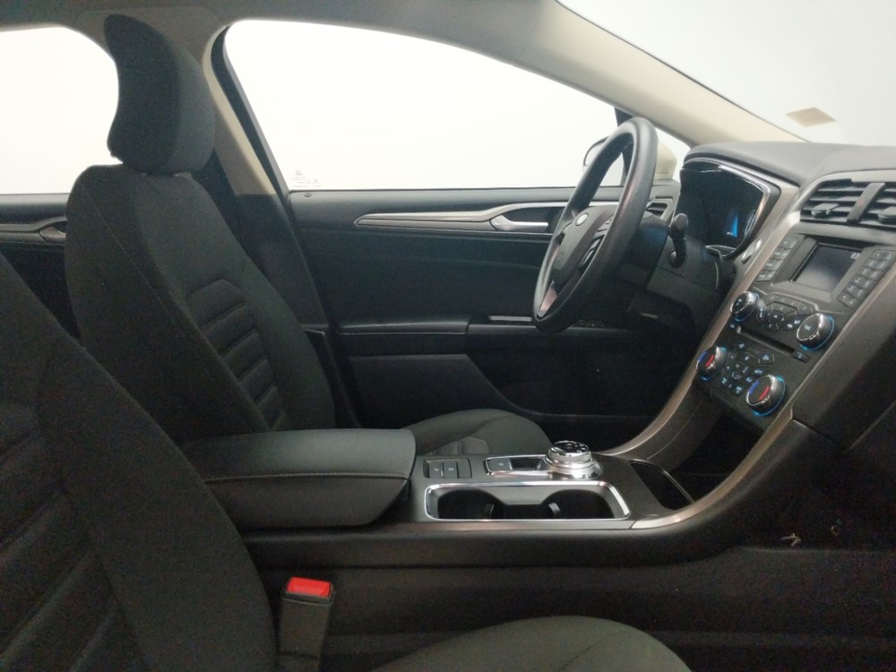 2017 Ford Fusion - Passenger Front Seat
