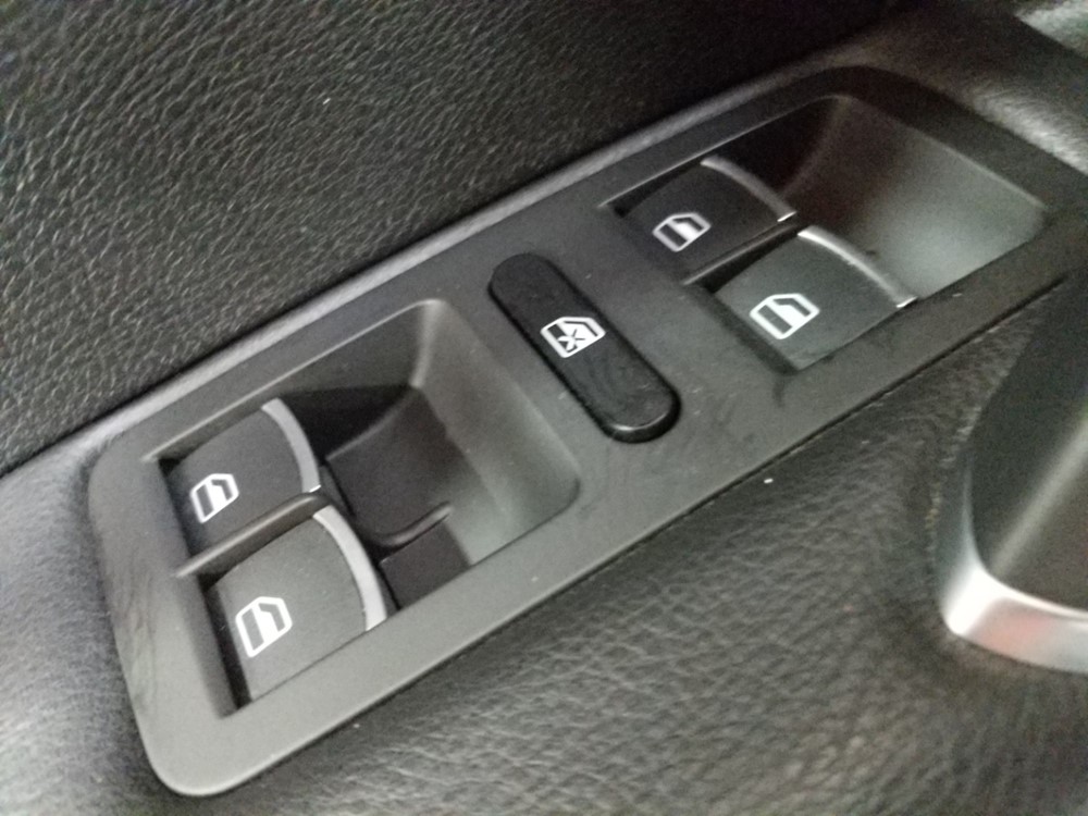 2016 Volkswagen Passat - Driver Power Windows/Lock Control