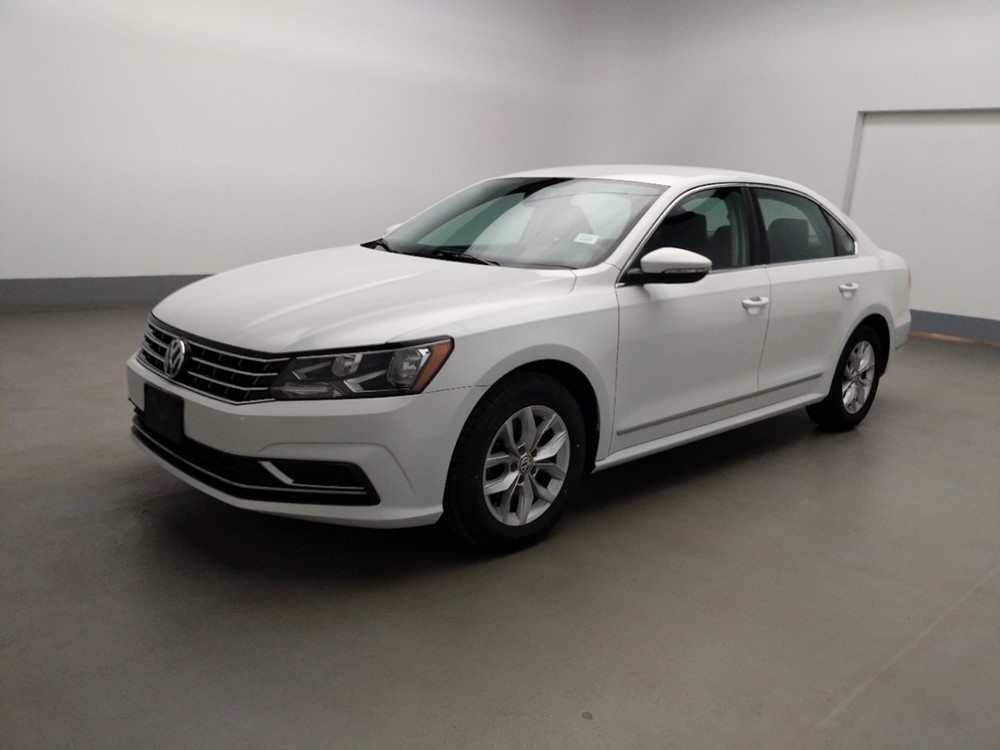 Used 2016 Volkswagen Passat Driver Front Bumper