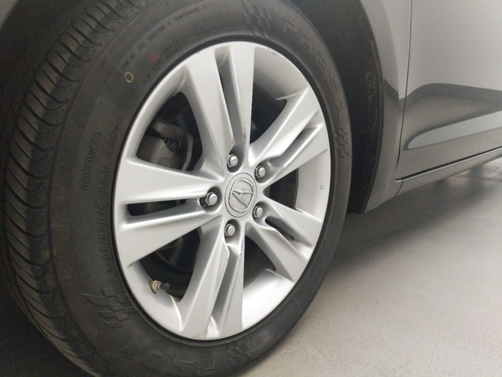 2013 Acura ILX - Wheel