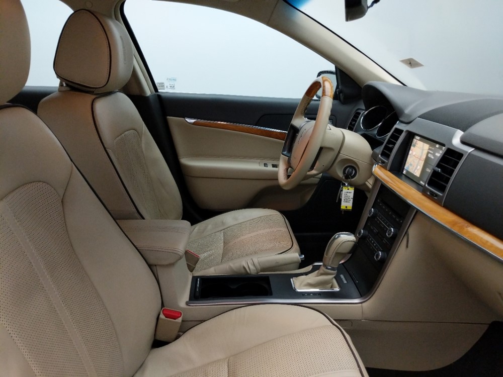 2012 Lincoln MKZ - Passenger Front Seat