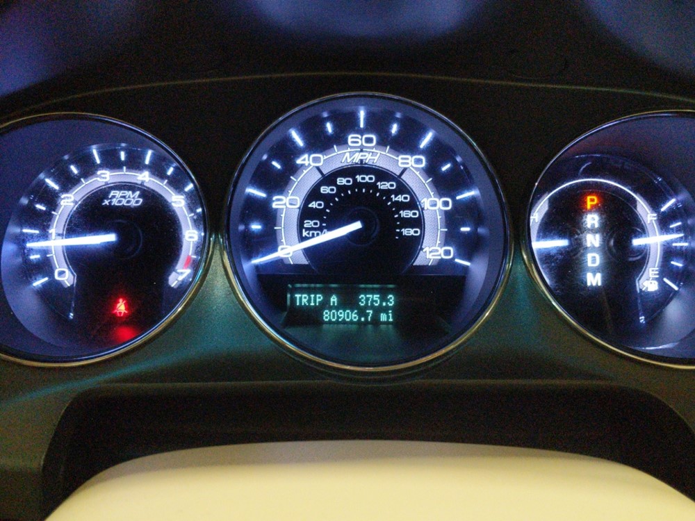 2012 Lincoln MKZ - Odometer Close Up