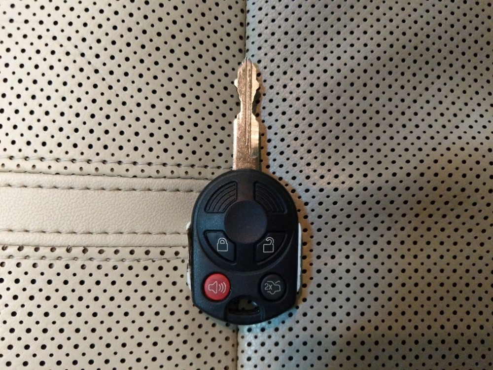 2012 Lincoln MKZ - Keys
