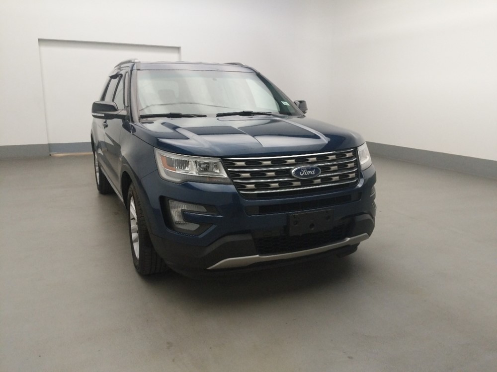 2016 Ford Explorer - Passenger Front Hood