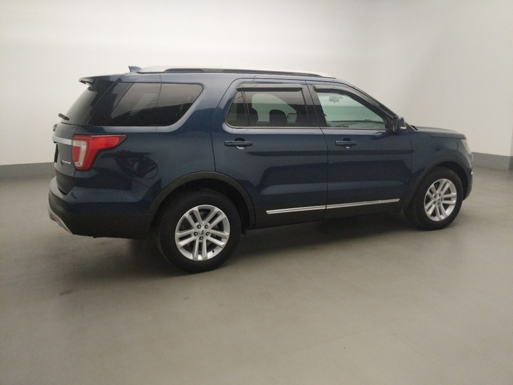 2016 Ford Explorer - Passenger Rear Side