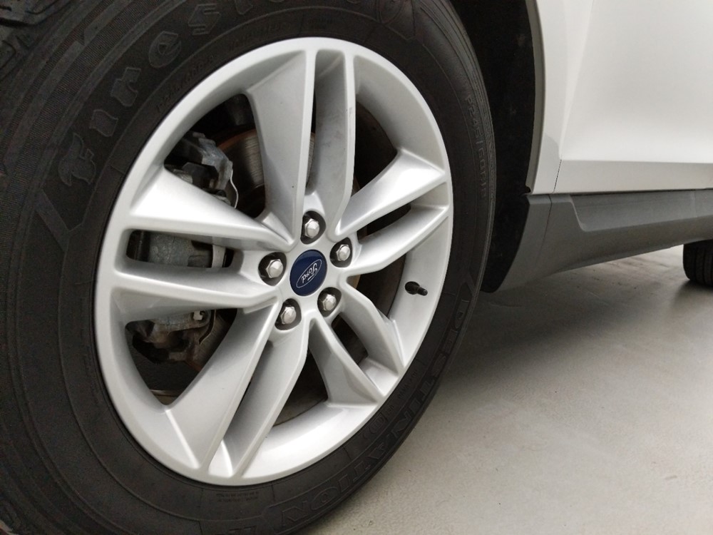 2017 Ford Edge - Wheel