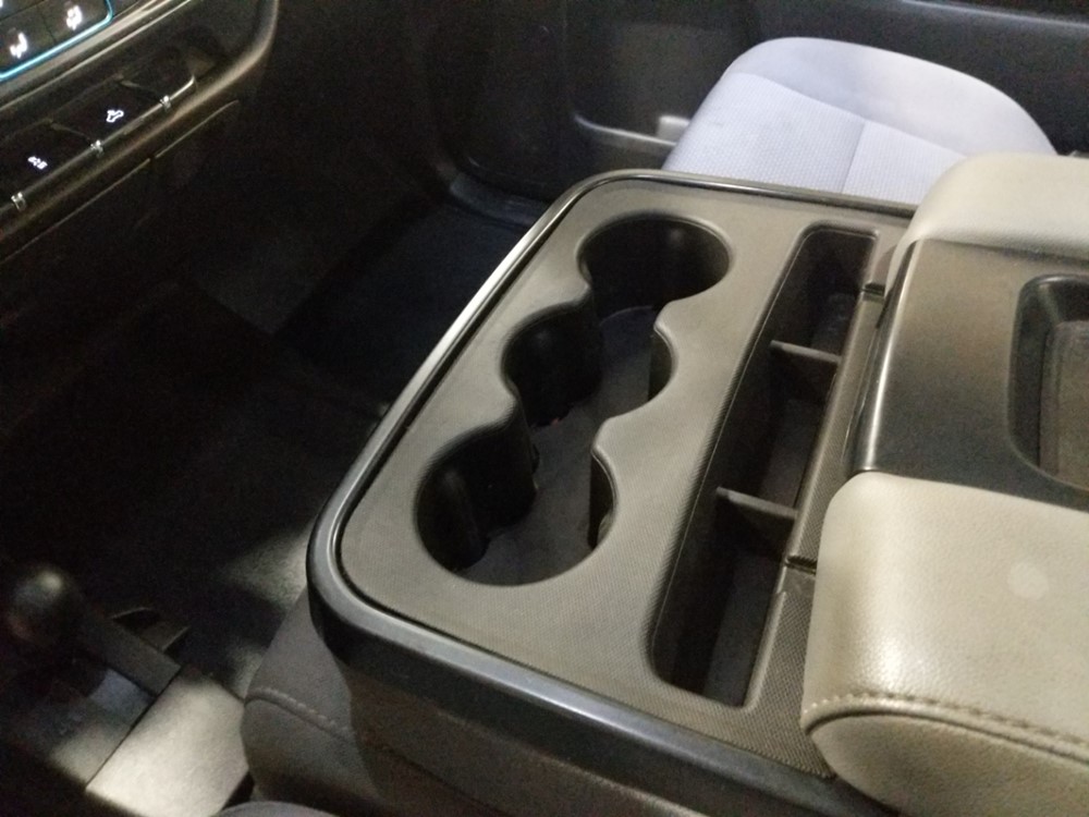 2016 Chevrolet Silverado 1500 - Center Console/Cup Holders