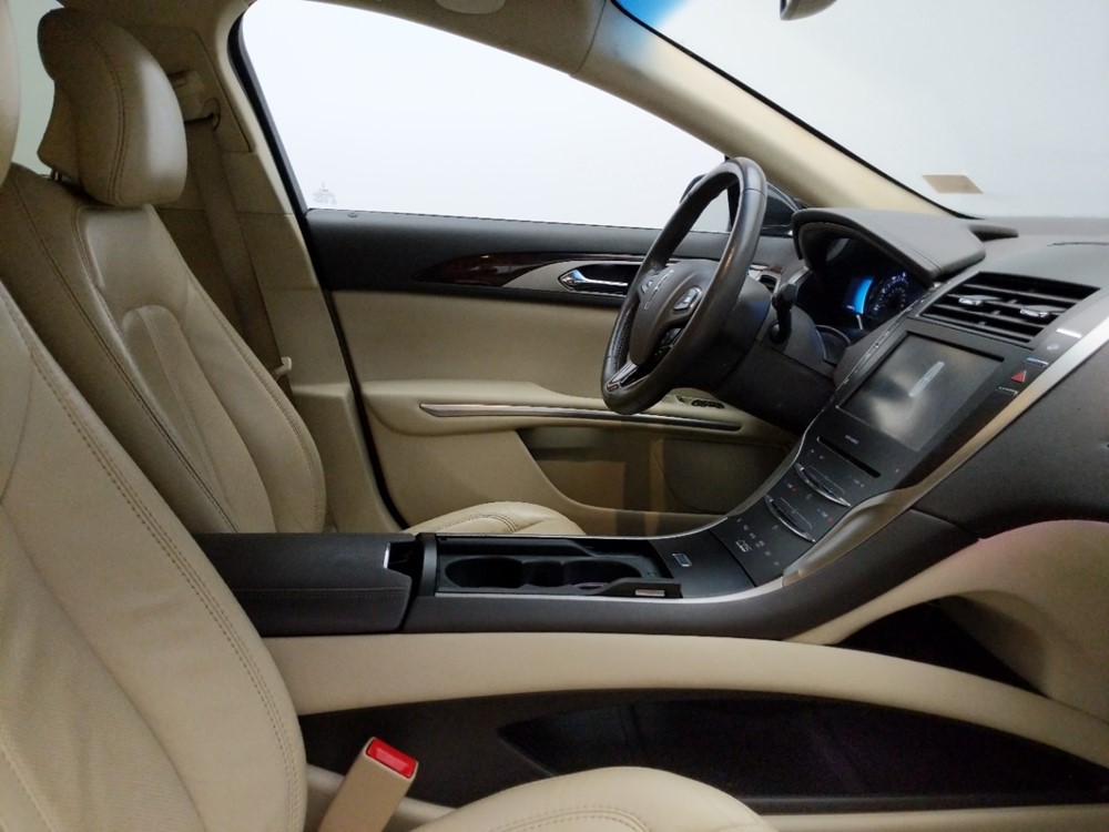 2013 Lincoln MKZ - Passenger Front Seat