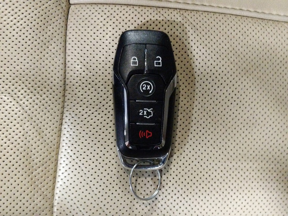 2013 Lincoln MKZ - Keys