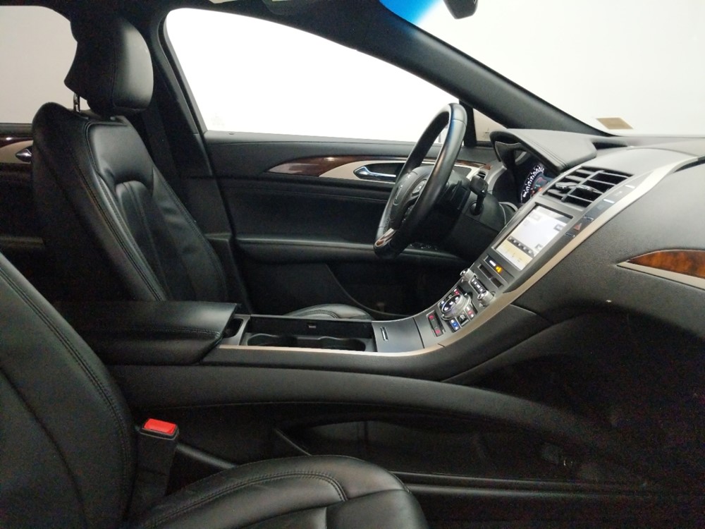 2017 Lincoln MKZ - Passenger Front Seat