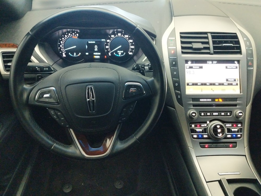 2017 Lincoln MKZ - Driver Dash