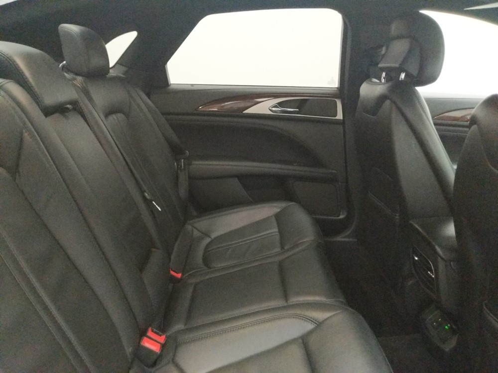 2017 Lincoln MKZ - Passenger Rear Seat
