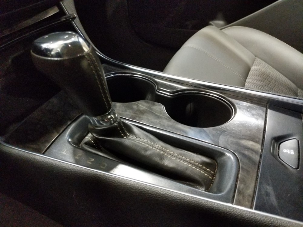 2015 Chevrolet Impala - Center Console/Cup Holders