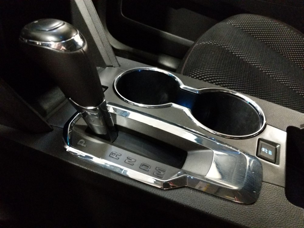 2016 Chevrolet Equinox - Center Console/Cup Holders