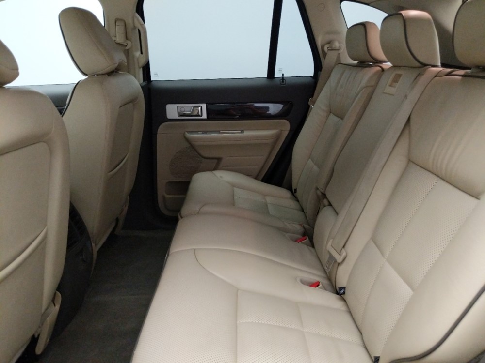 2009 Lincoln MKX - Driver Rear Seat
