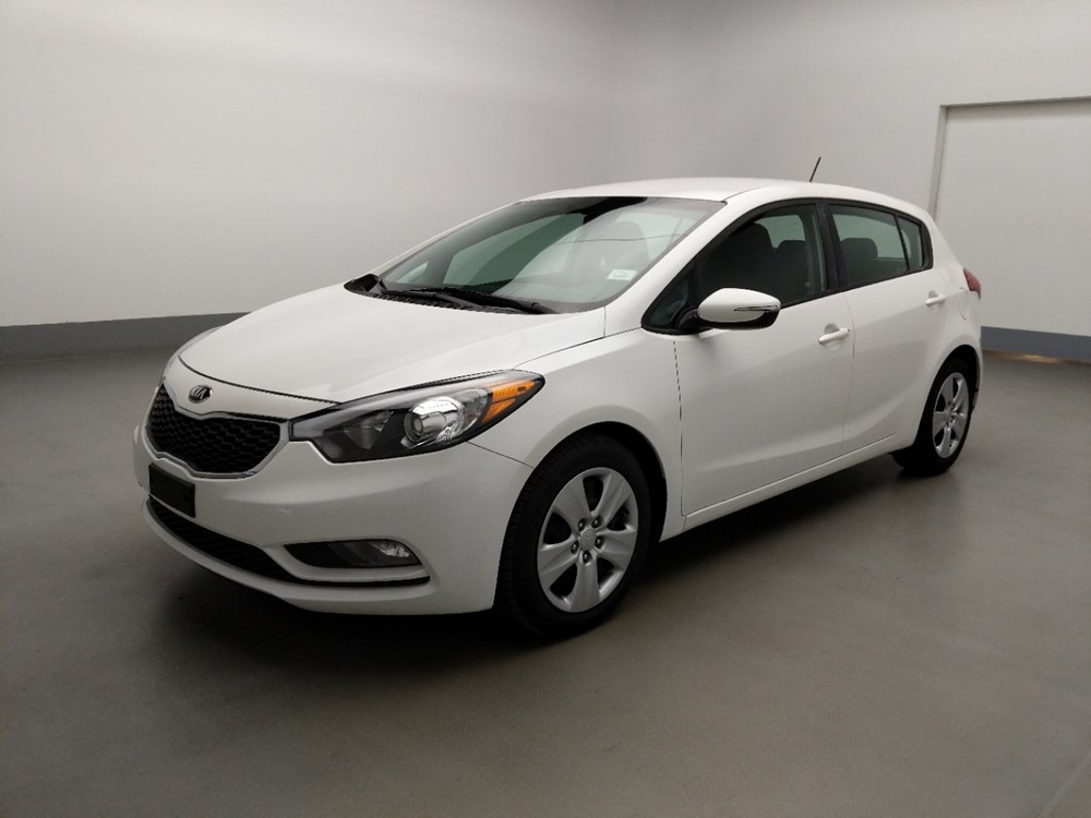 Used 2016 Kia Forte5 Driver Front Bumper