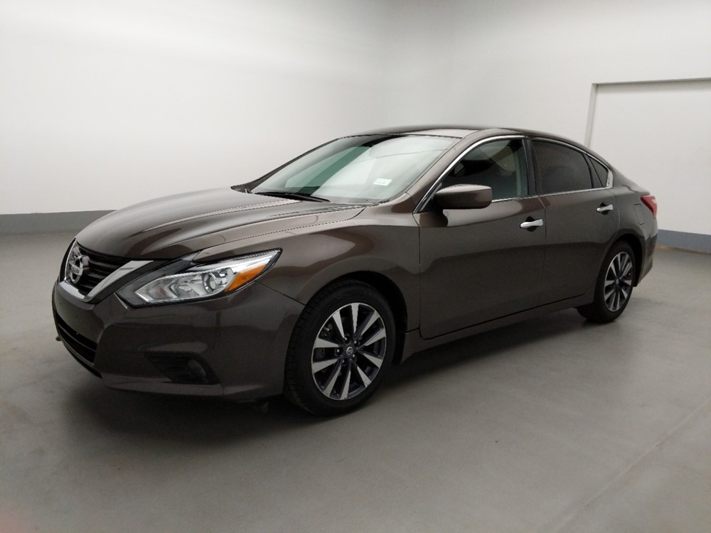 Used 2017 Nissan Altima Driver Front Bumper
