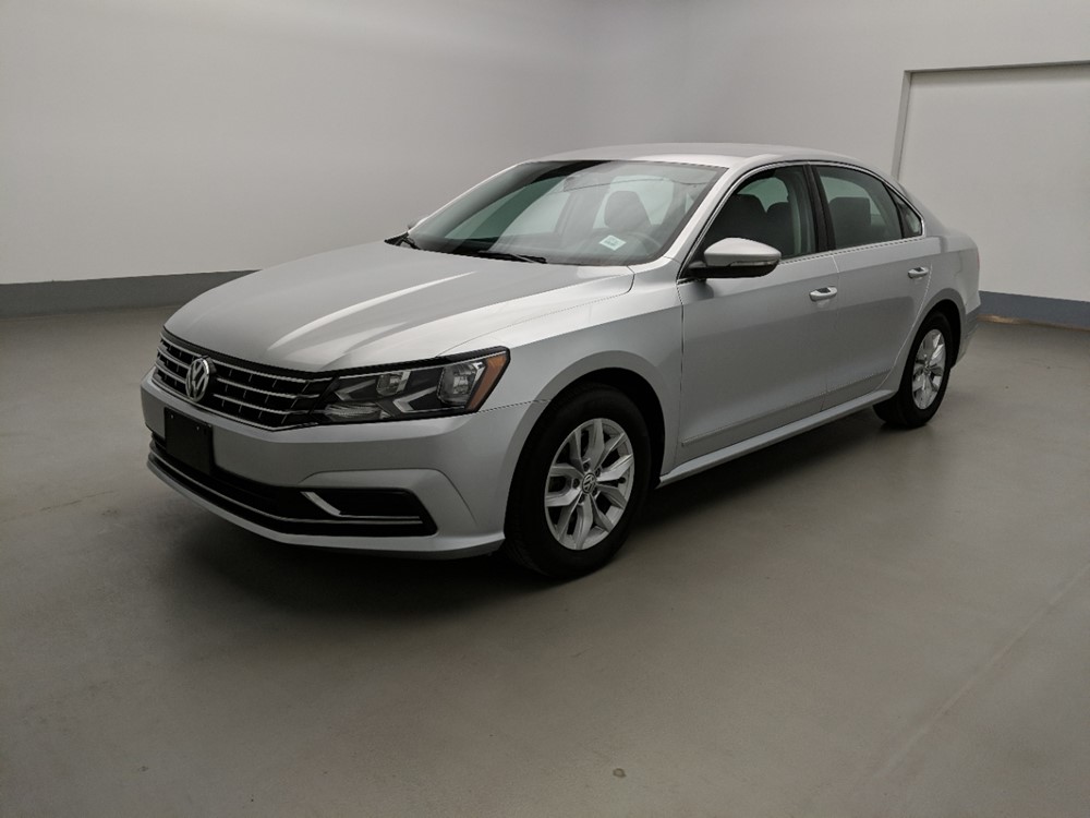 Used 2016 Volkswagen Passat Driver Front Bumper