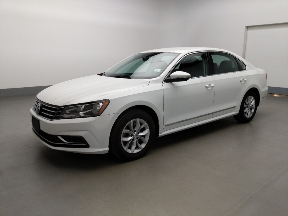 Used 2016 Volkswagen Passat Driver Front Bumper