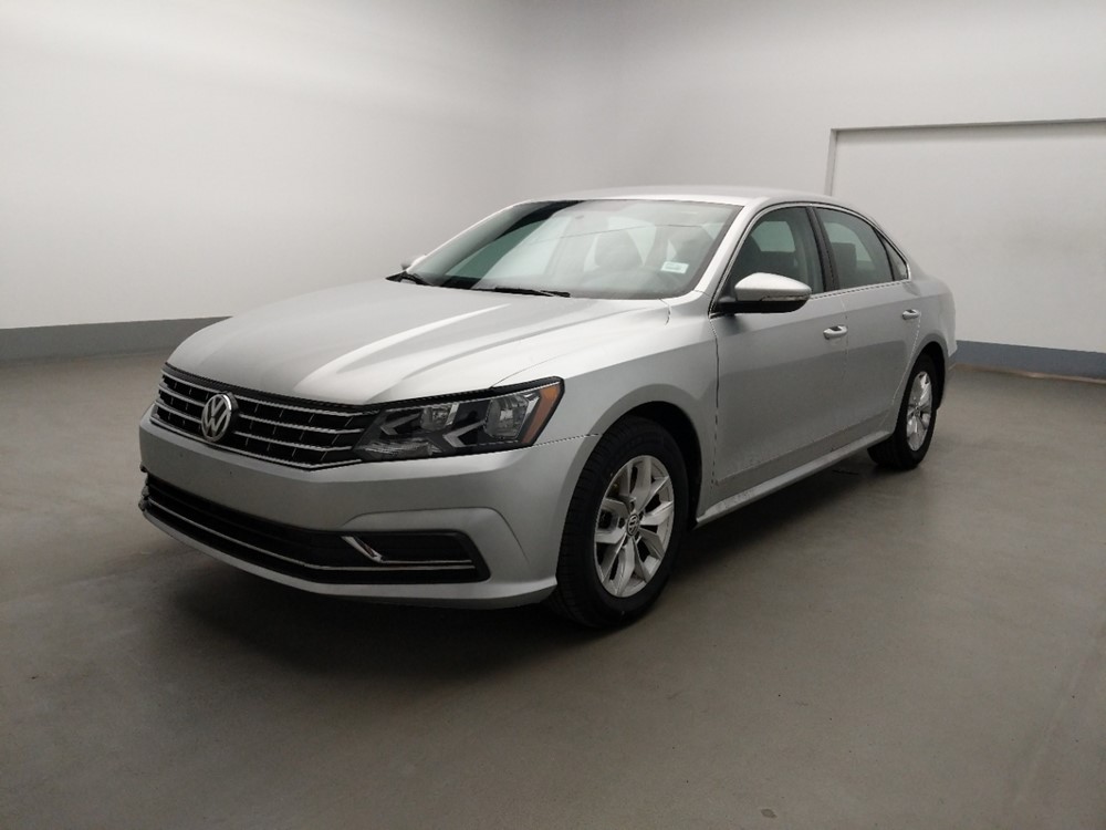 Used 2016 Volkswagen Passat Driver Front Bumper