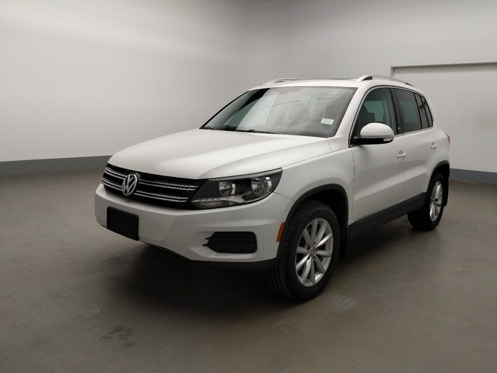 Used 2017 Volkswagen Tiguan Driver Front Bumper