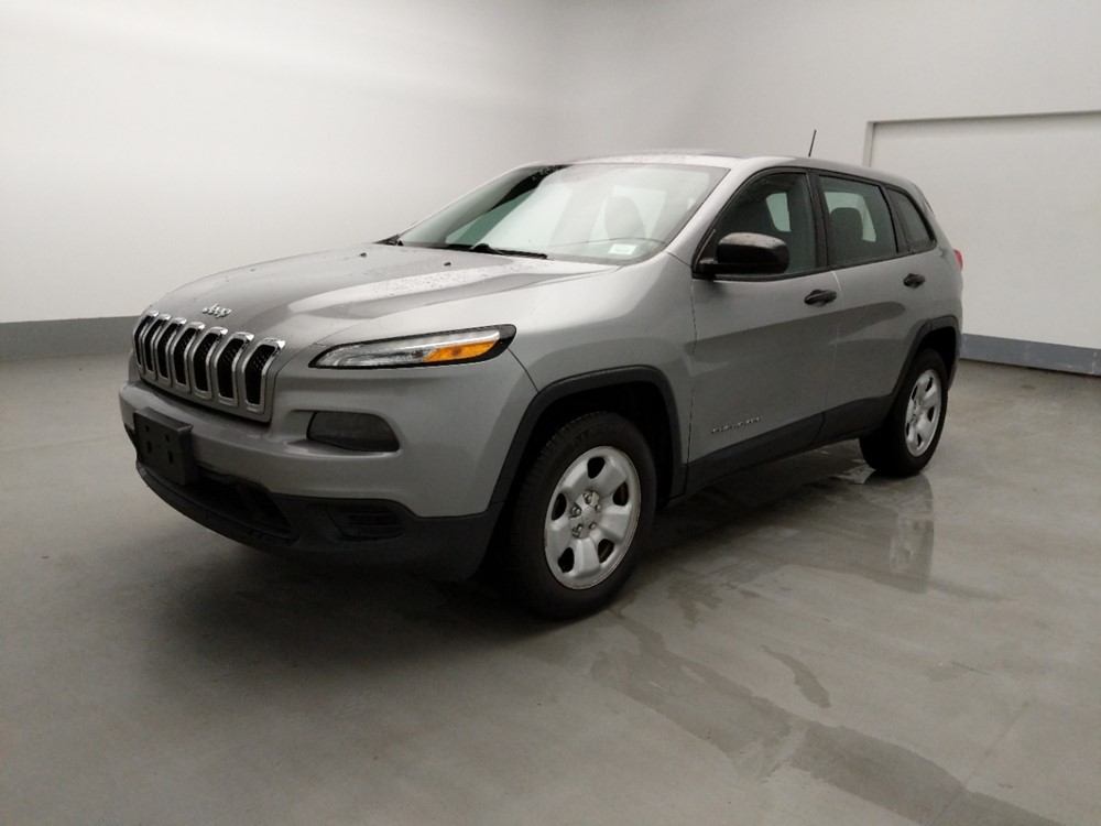 Used 2016 Jeep Cherokee Driver Front Bumper