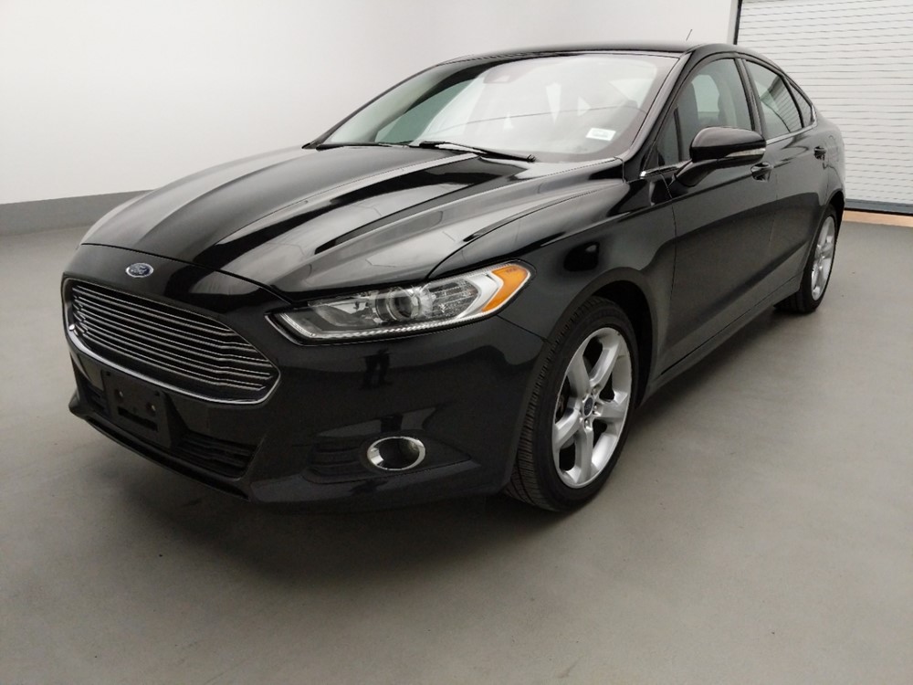 Used 2016 Ford Fusion Driver Front Bumper