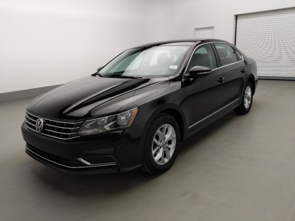 Used 2016 Volkswagen Passat Driver Front Bumper
