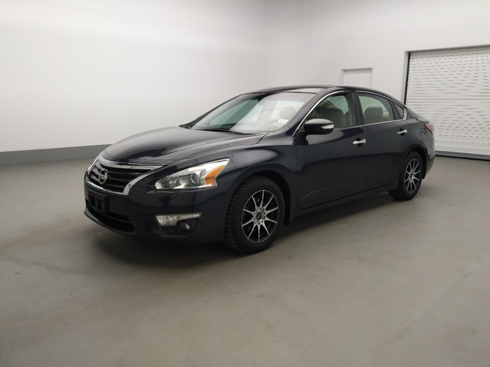 Used 2014 Nissan Altima Driver Front Bumper