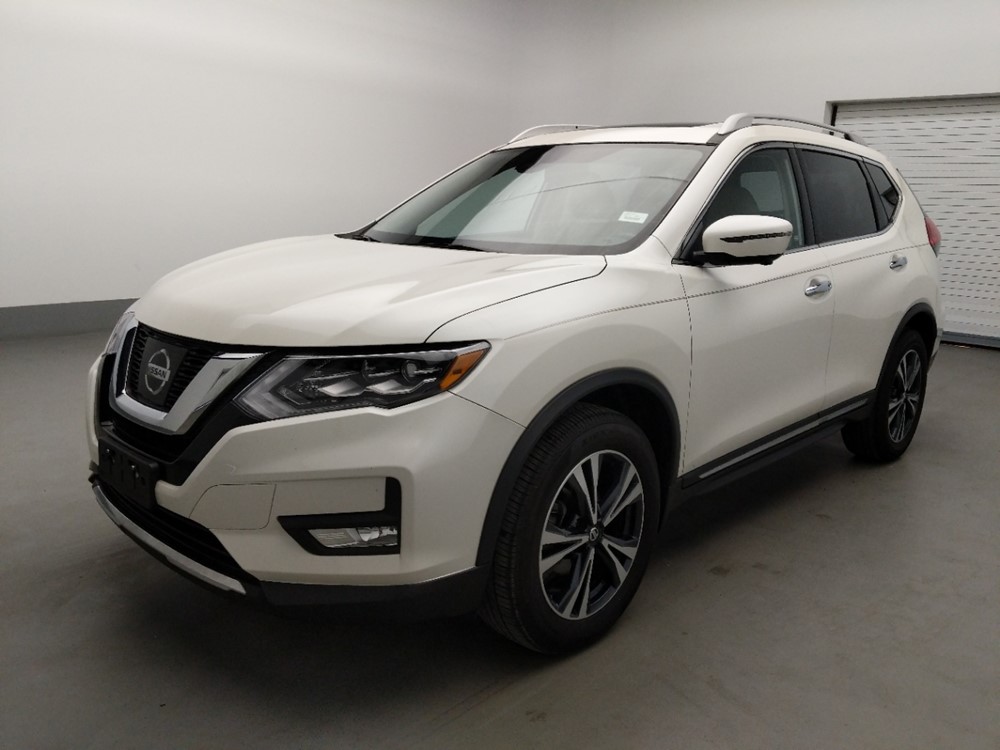 Used 2017 Nissan Rogue Driver Front Bumper